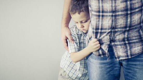 Niño tímido (Foto: iStock)