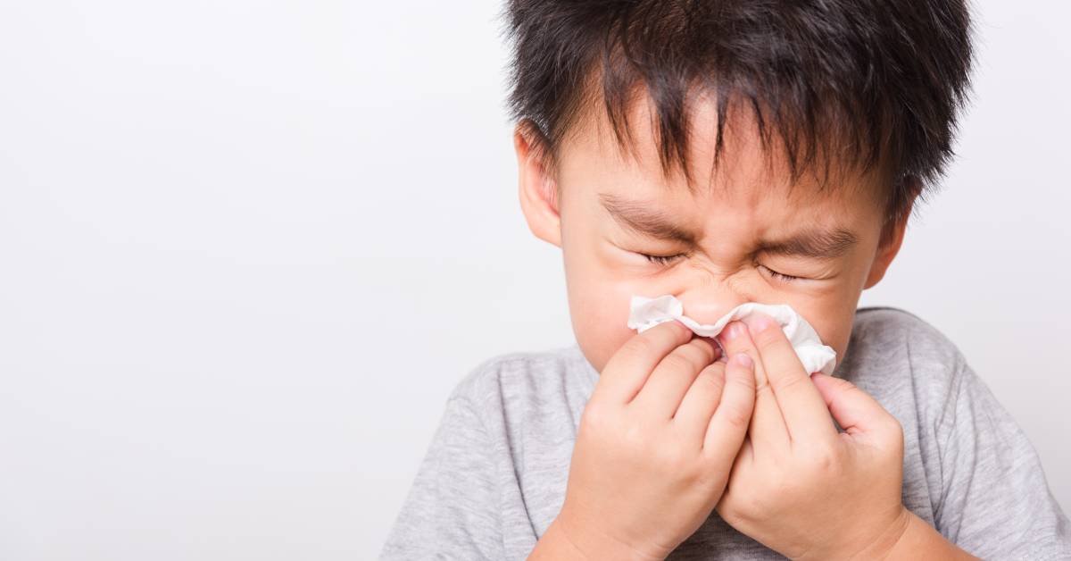 ¿Qué es la llamada fiebre del heno y qué síntomas provoca en los niños?