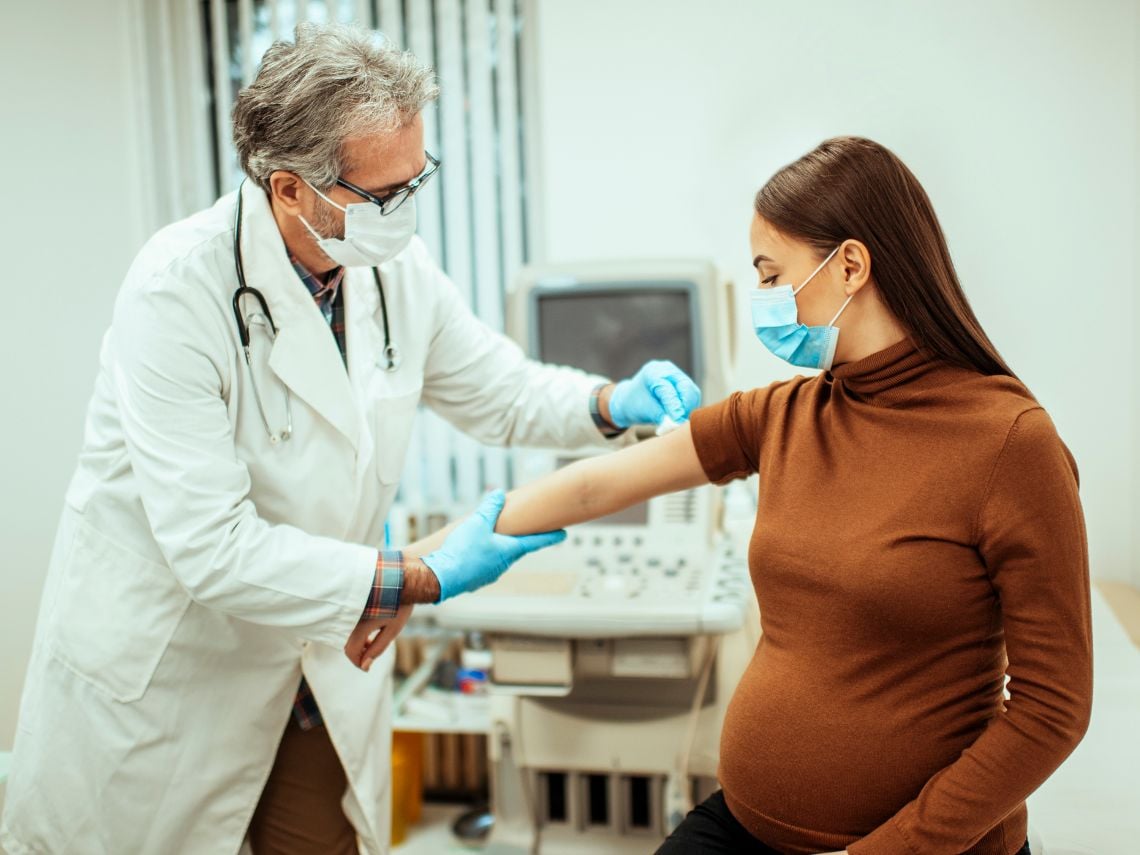 Evitar la vacuna contra la gripe en el embarazo