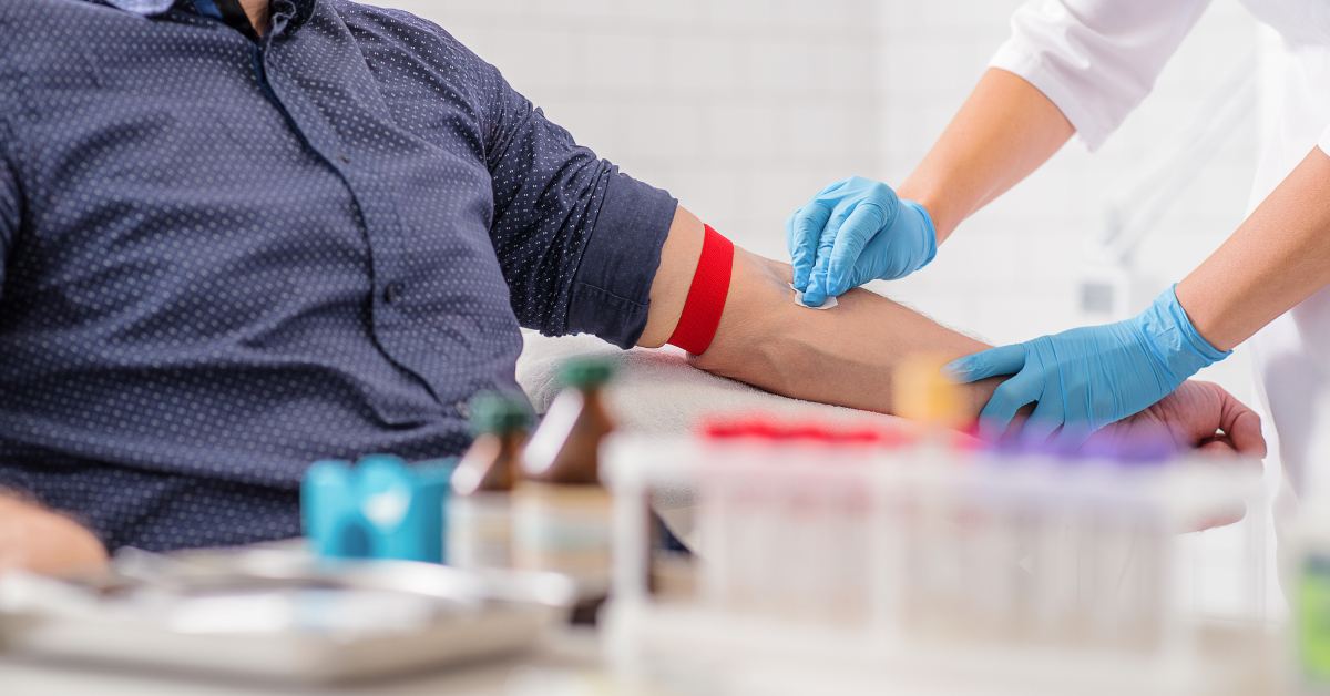 Qué es la terapia hormonal masculinizante y para qué es útil