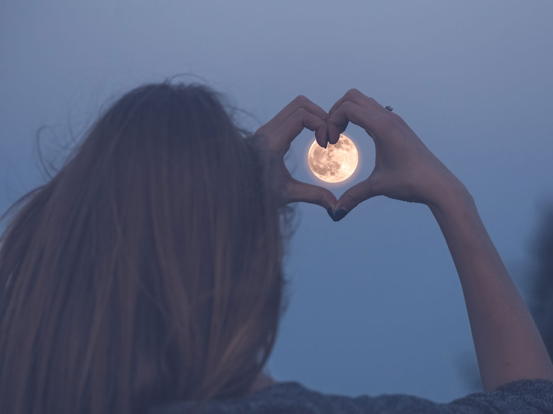 embarazo luna llena