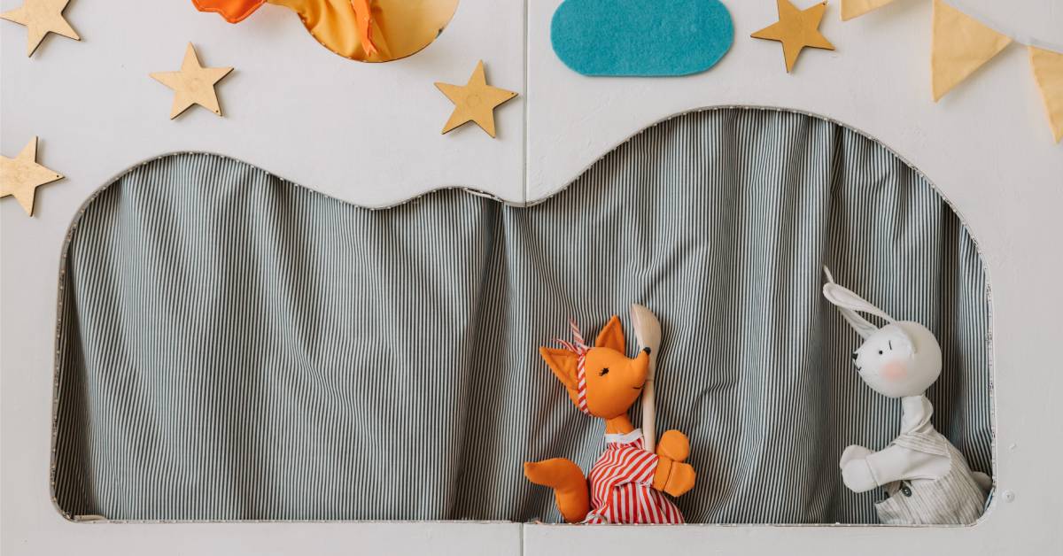 Jugar con marionetas y títeres es muy bueno para el desarrollo emocional de tu hijo