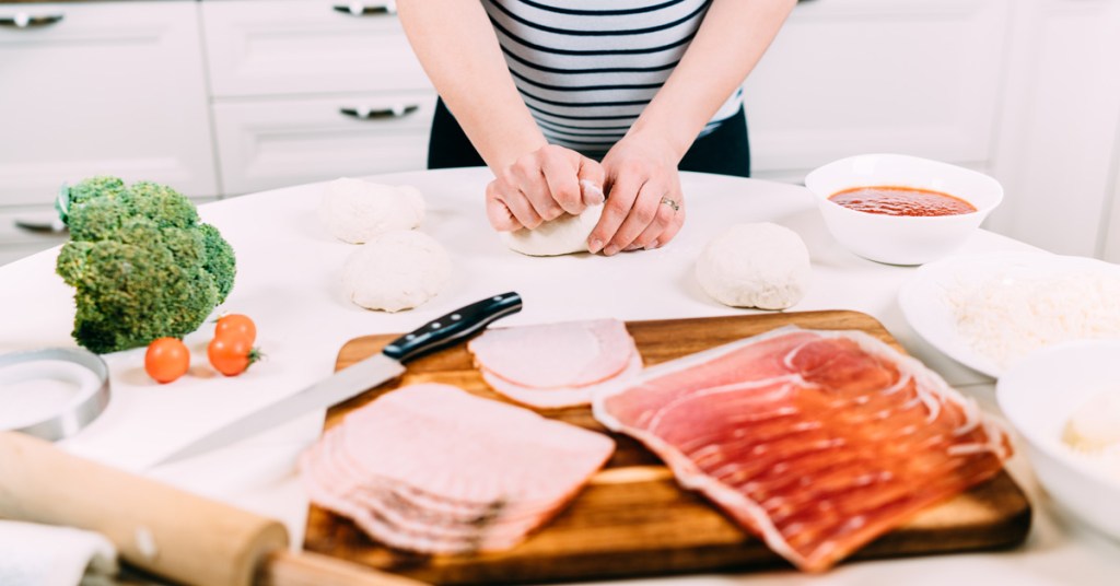 Embutidos adecuados para embarazadas. ¿Cuáles puede comer?