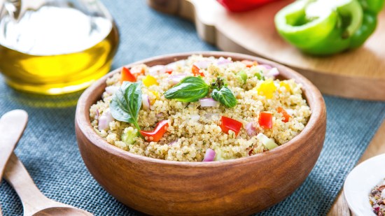 Superalimentos para las embarazadas: beneficios de la quinoa