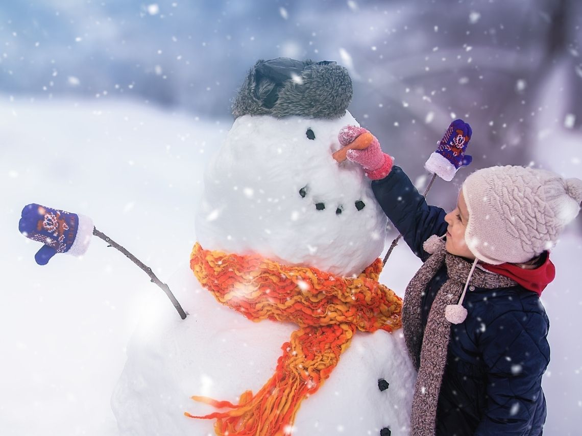 Juegos en la nieve para padres y niños