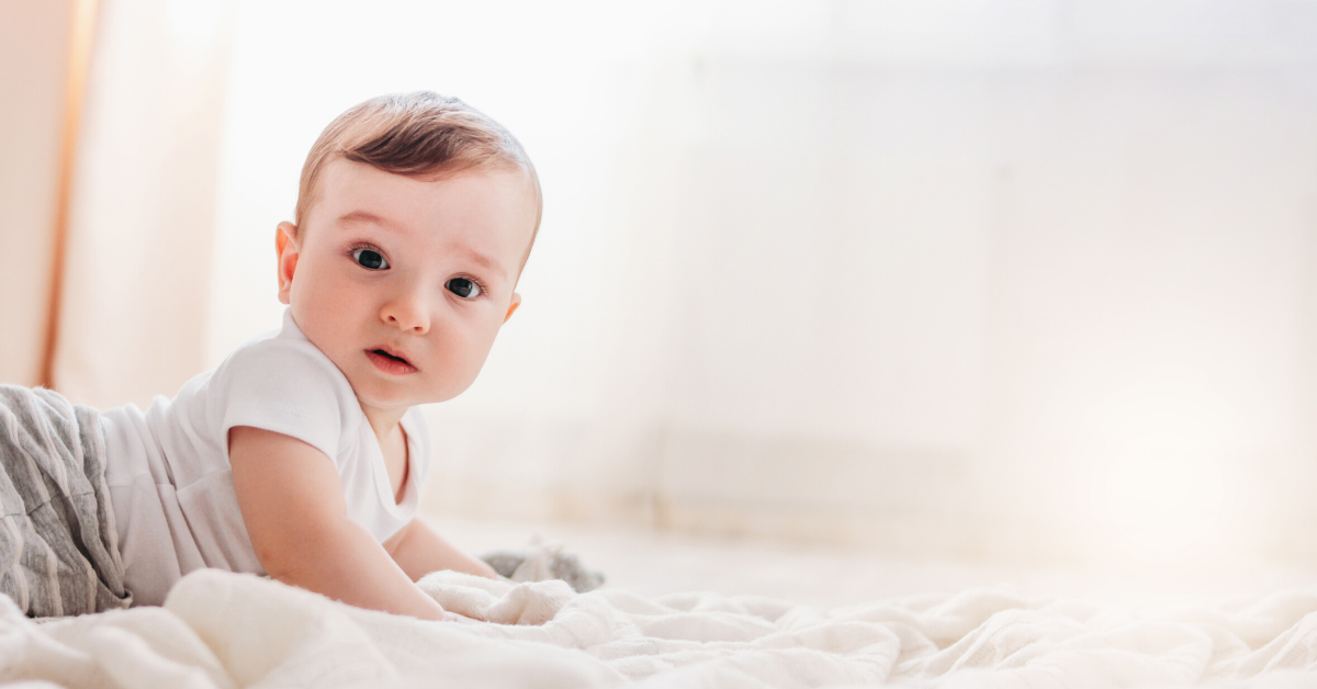 Bebé de 4 meses: guía de consejos para cuidar a tu bebé