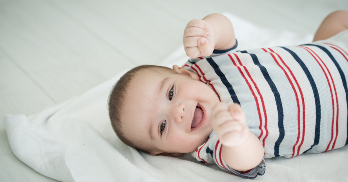 Guía, consejos, y cuidados para tú bebé de 5 meses