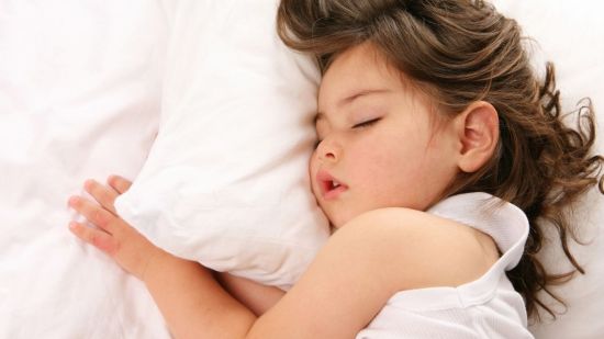 Día Mundial del Sueño: Trucos para que los niños duerman del tirón