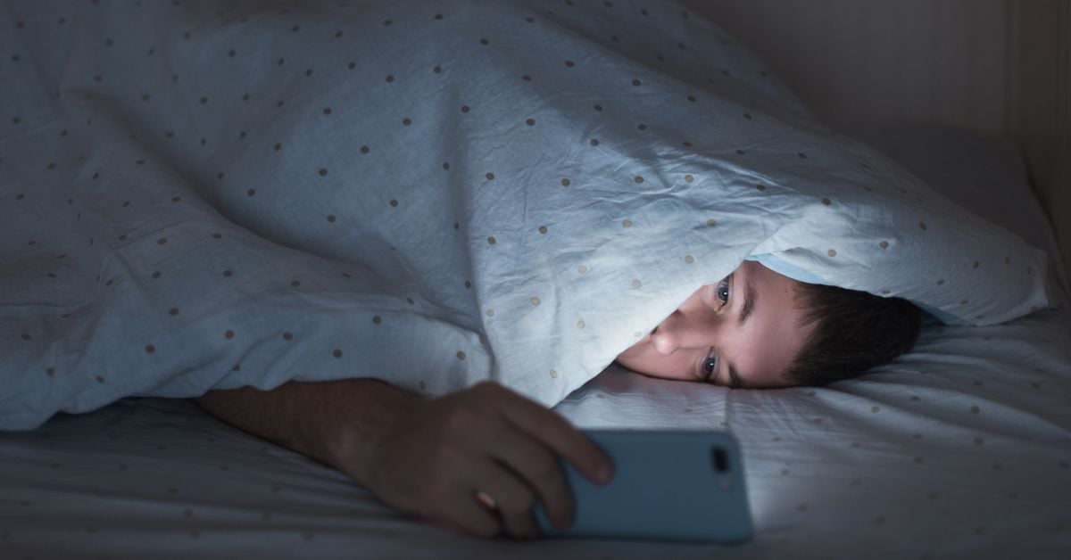 Adicción al móvil en adolescentes: todo lo que deben saber los padres