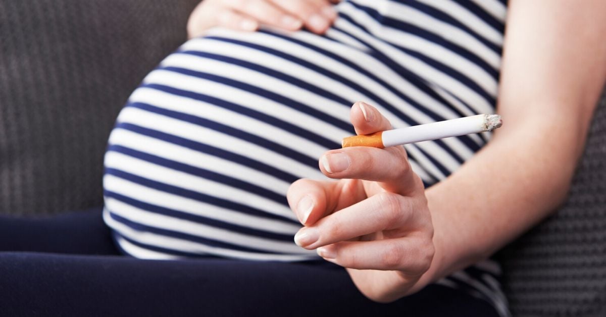 Fumar en el embarazo podría provocar epilepsia infantil