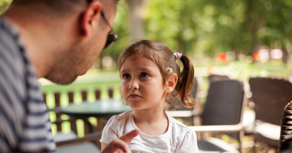 Expresiones que todos decimos a nuestros hijos y que están mal