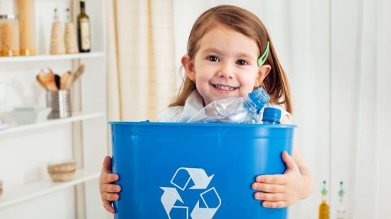 Reciclaje para niños: las 10 notas que deberíais colgar en la nevera