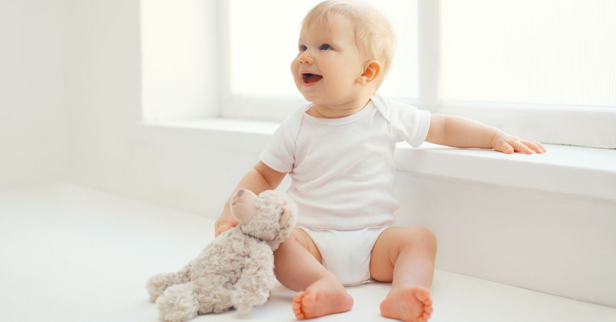 ¿Cuándo dejan de ser bebés y pasan a ser niños? Hitos importantes