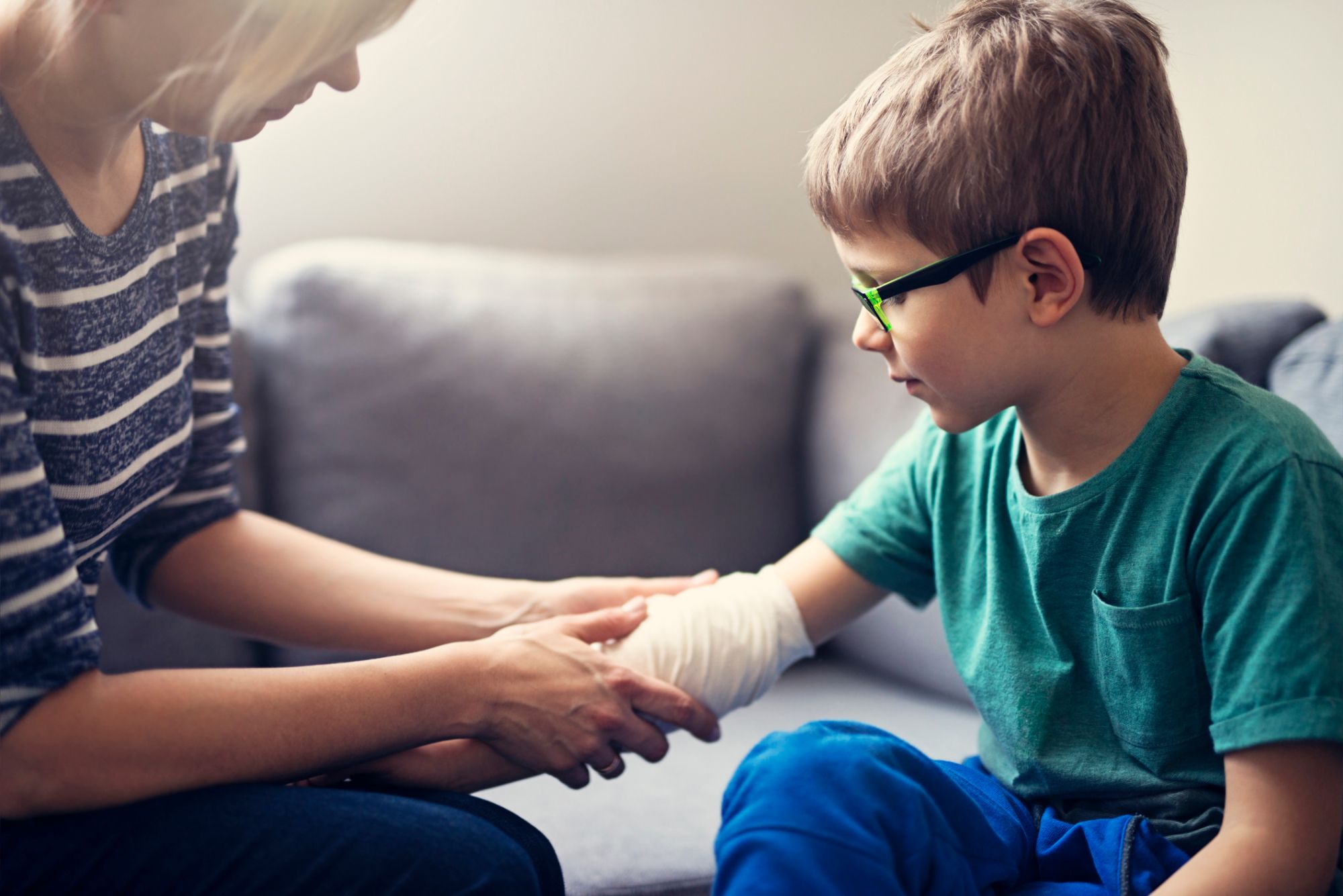 A mi hijo se le 'ha salido el codo'