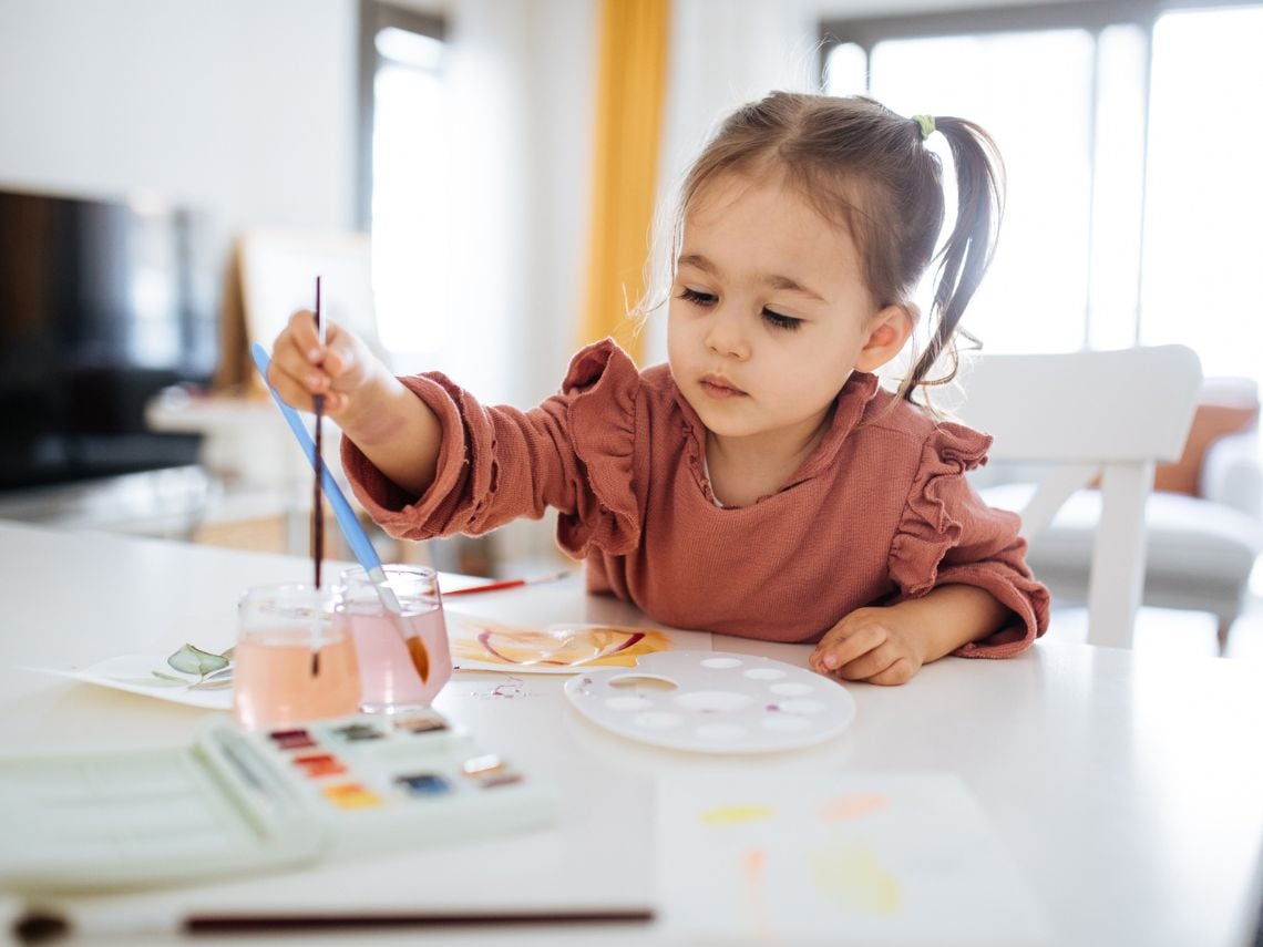 Juegos para trabajar la psicomotricidad fina en niños de dos años