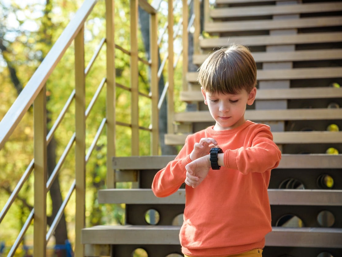 Niño con reloj (Foto: iStock)