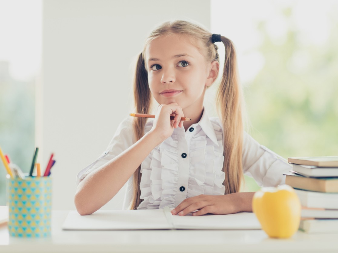 Niña estudiando (Foto: iStock)