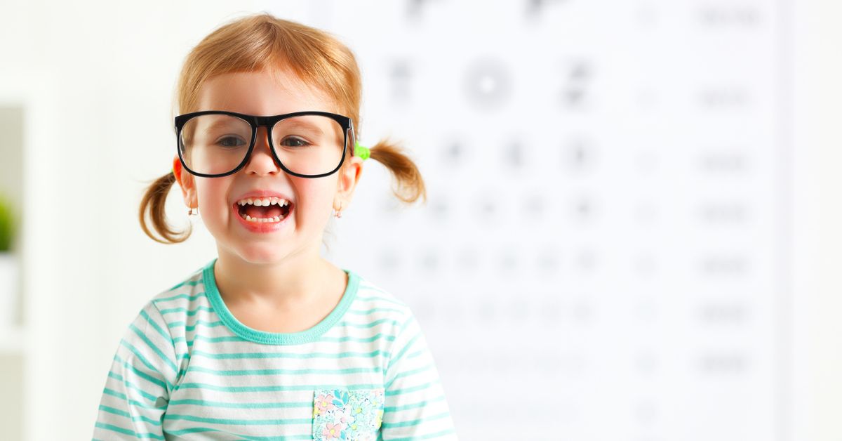 ¿Por qué está aumentando la miopía en niños? ¿Se puede prevenir?