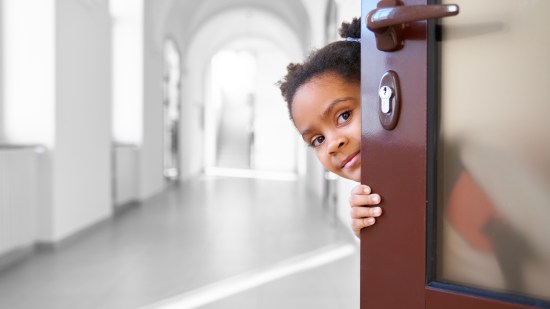 Visita para conocer niña