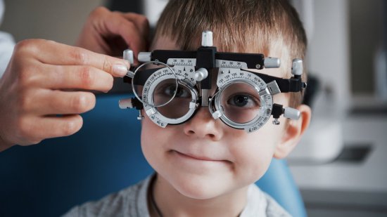 Revisión del niño en el oculista