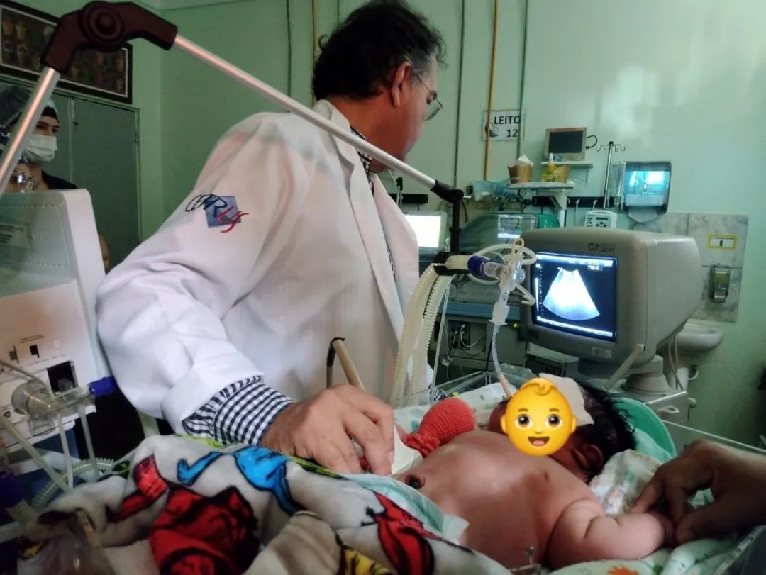 El bebé que ha medido más de 59 centímetros al nacer