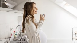 Todo sobre la kombucha en el embarazo: ¿se puede tomar?