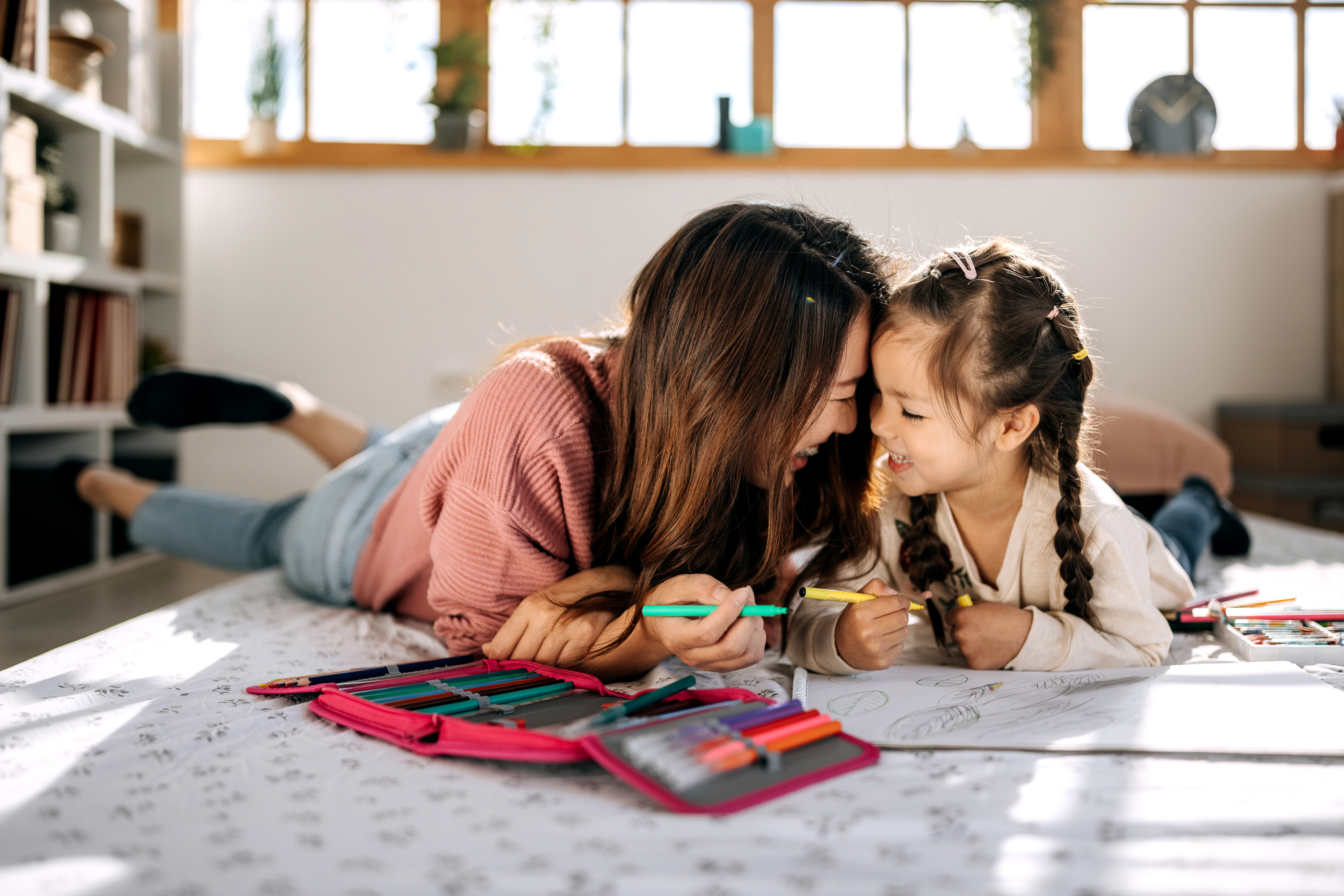 niña y madre
