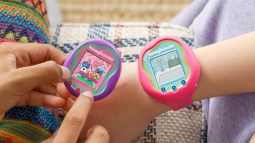 Tamagotchi Uni Bandai