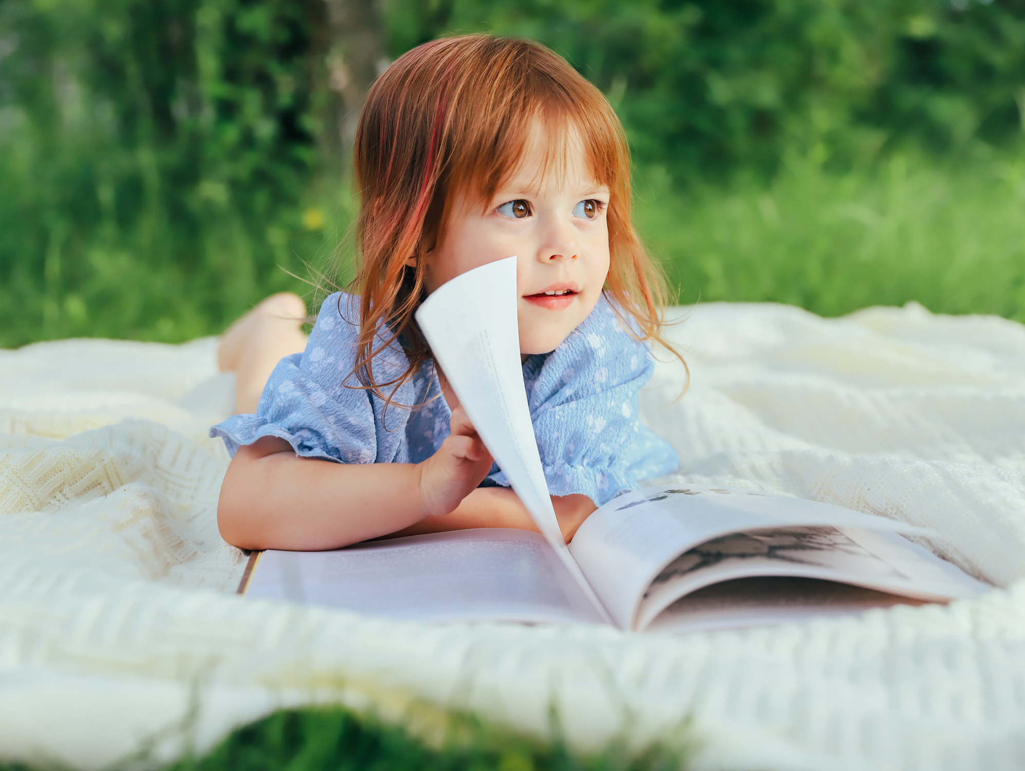 niño leyendo