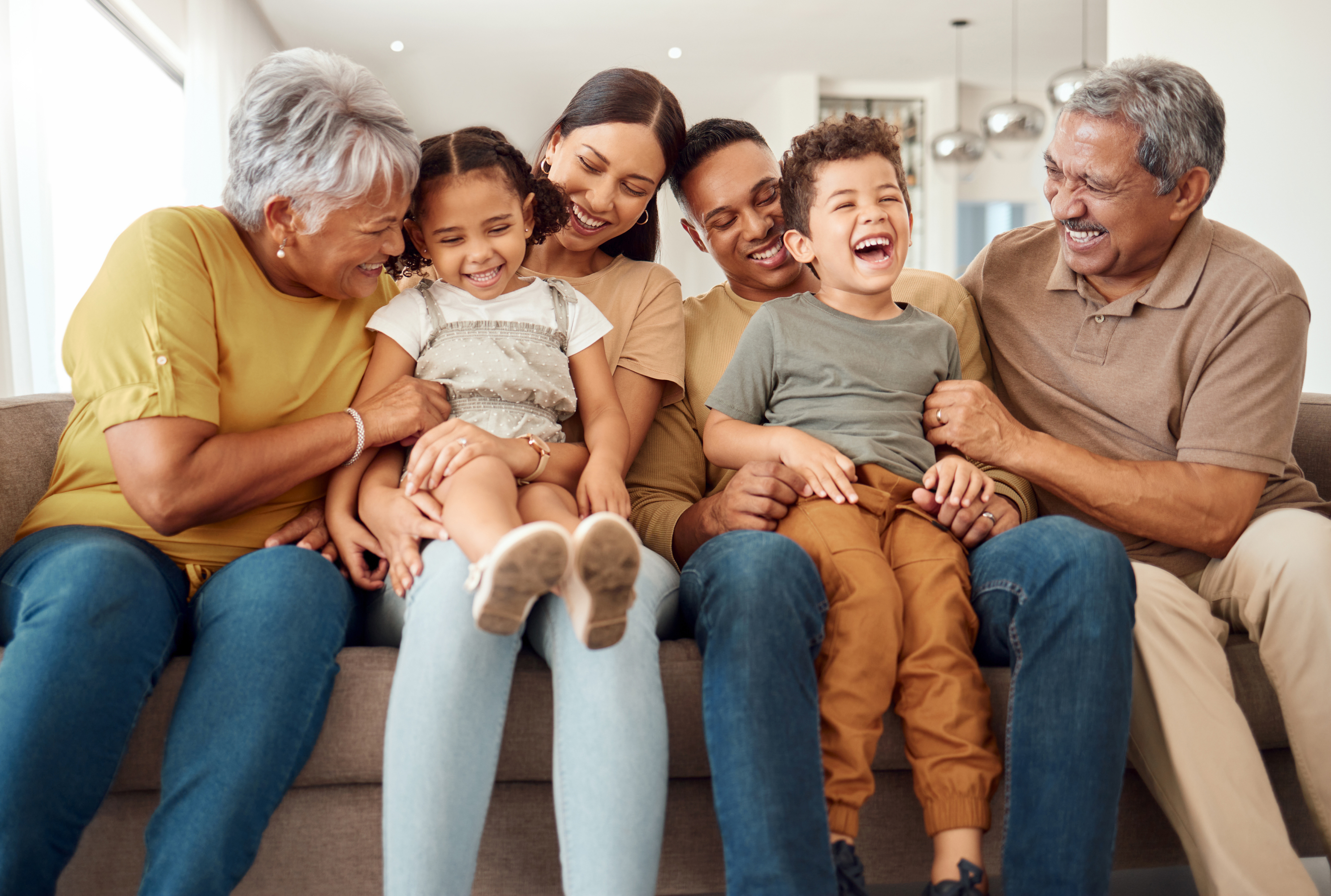 abuelos y nietos