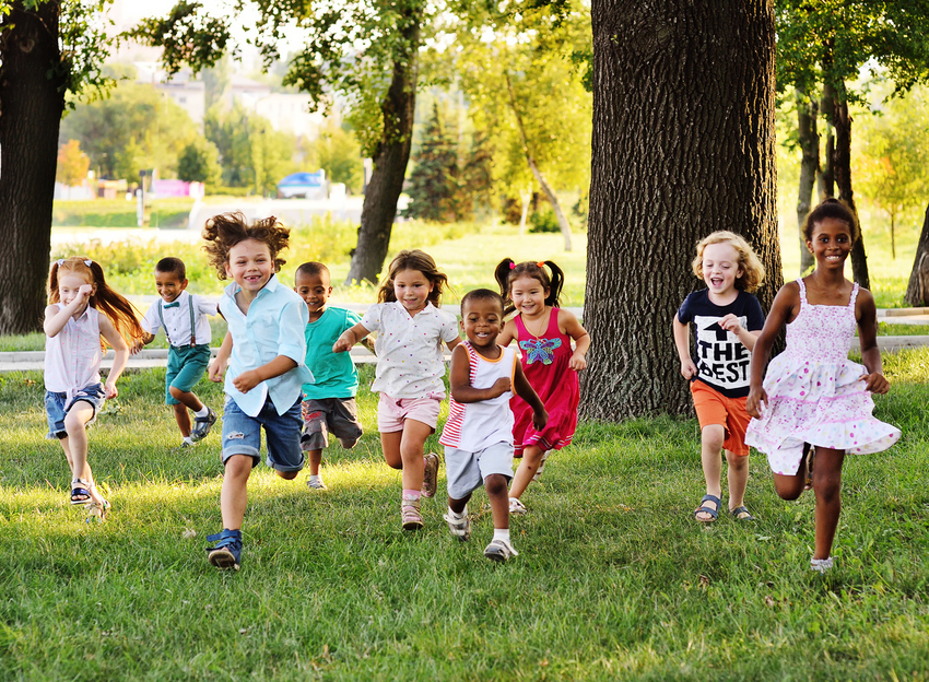 Niños jugando