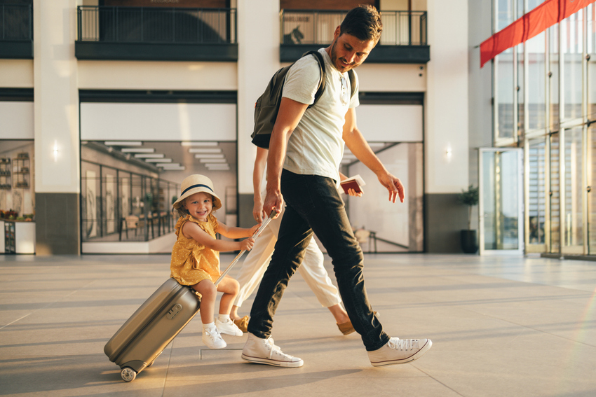 Viajar en avión con niños
