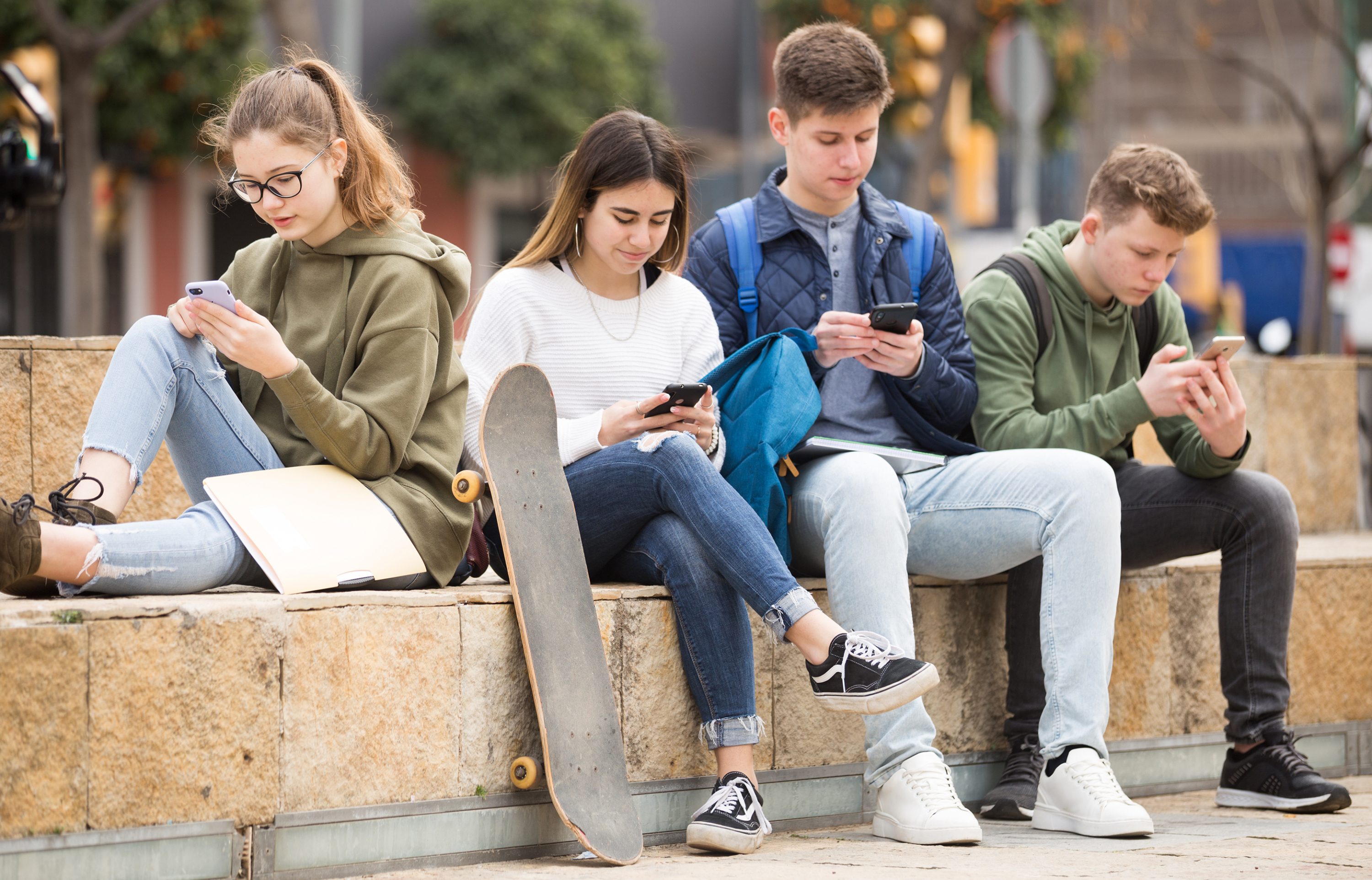 adolescentes movil