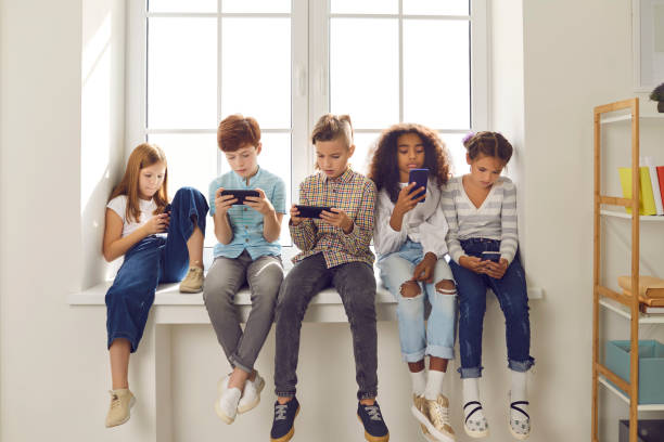 ¿Por qué las redes sociales atraen a los adolescentes y les causan adicción?