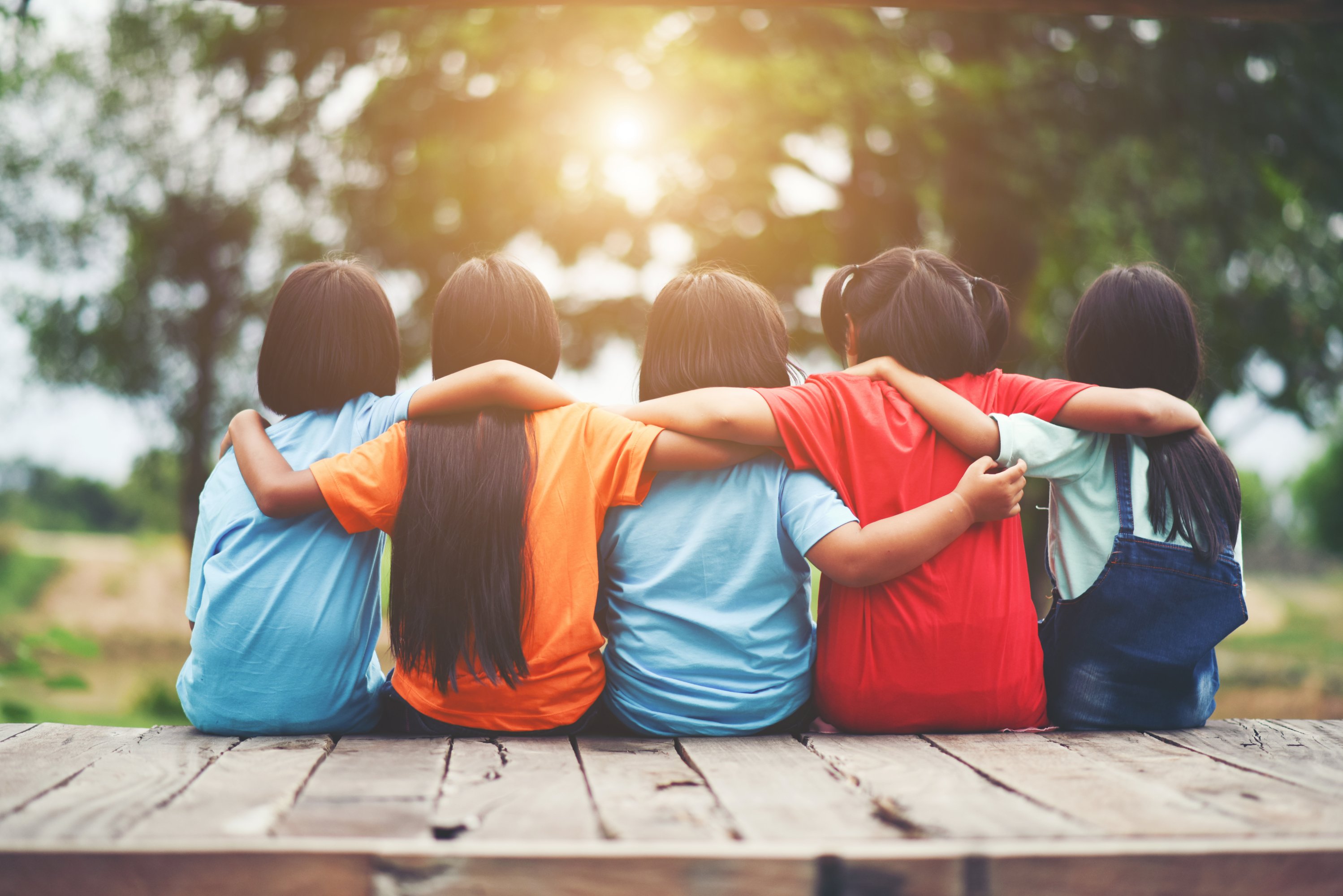 Inspira a tus hijos con estos poemas sobre la amistad para niños