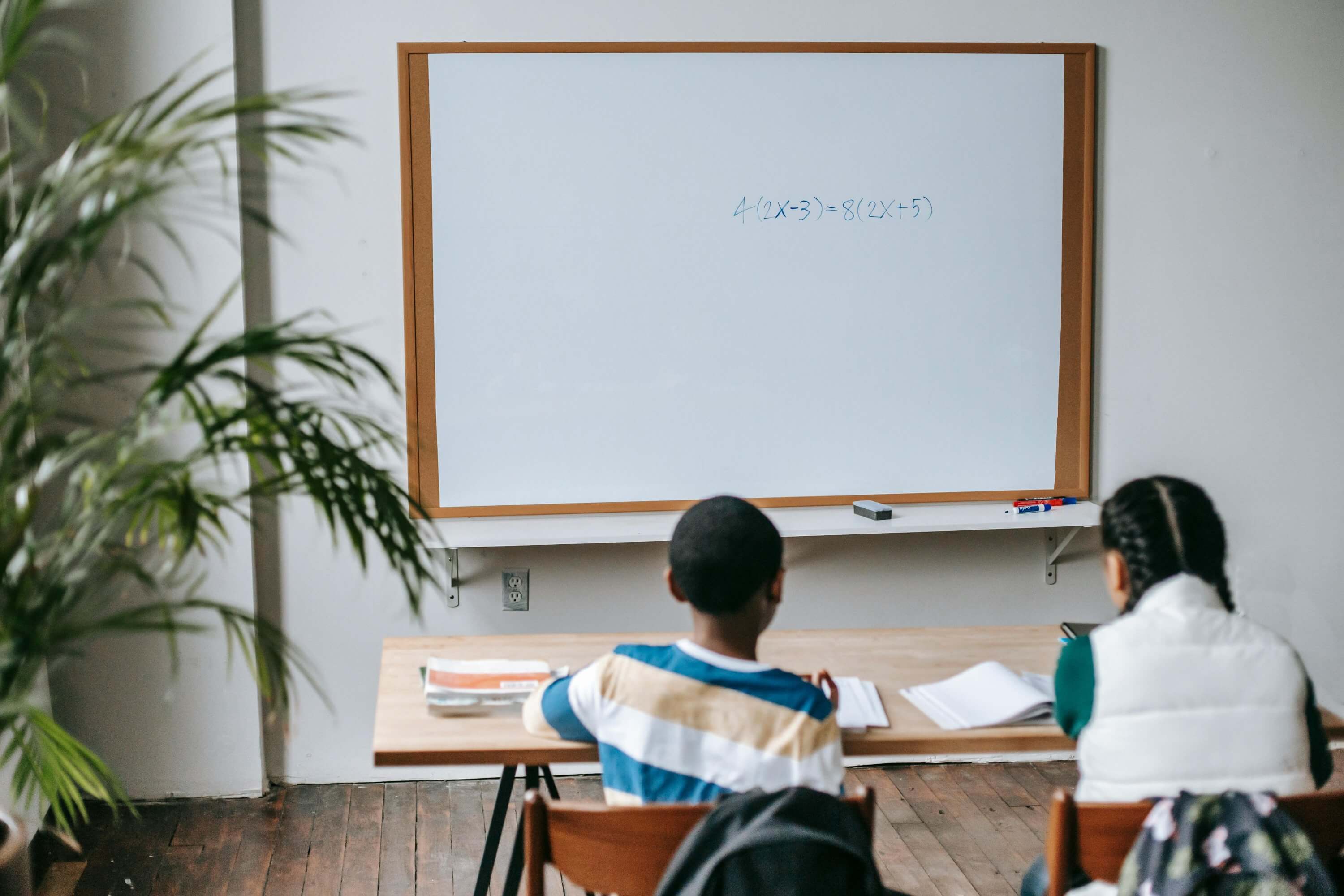 Cómo enseñar la tabla de multiplicar del 9 en casa con trucos sencillos - Pexels
