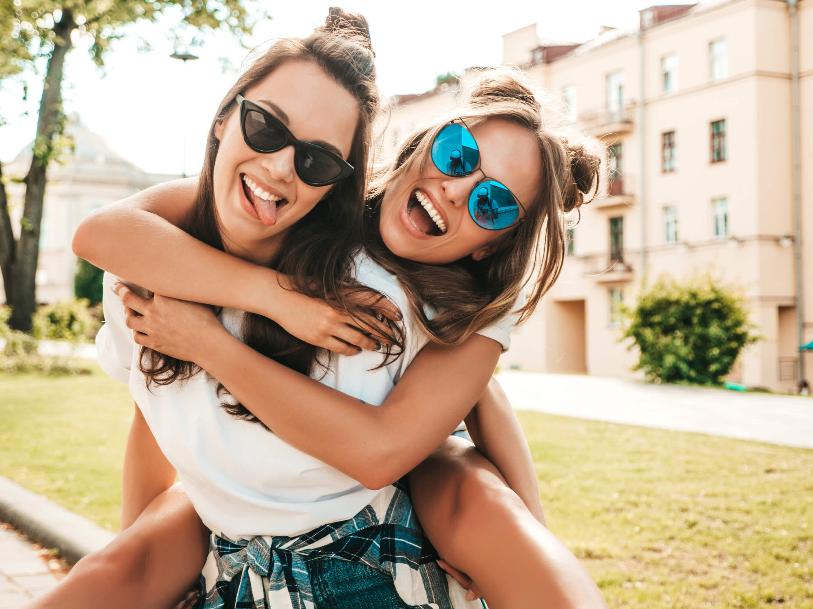 50 frases para dedicar a las amigas