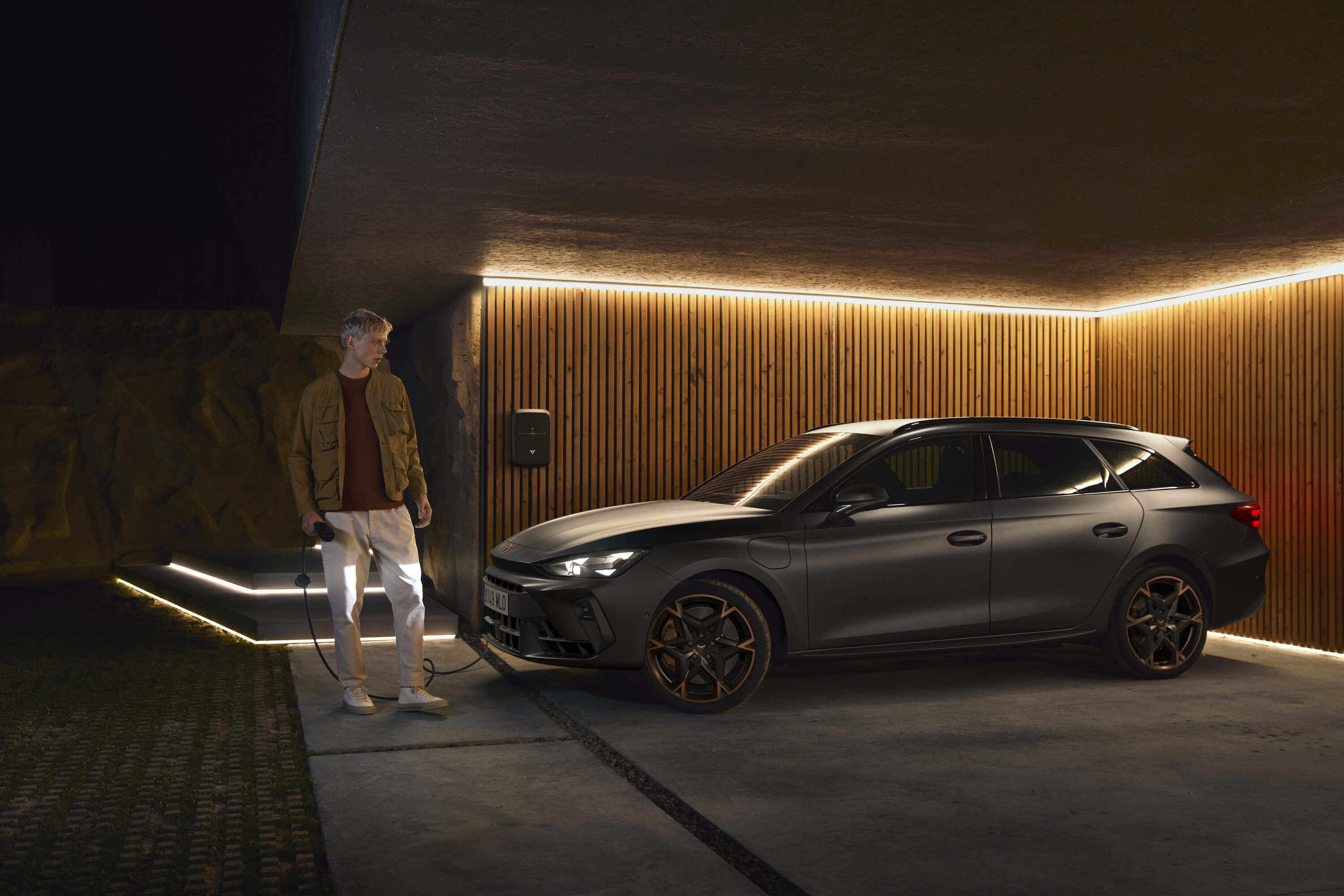 Streamlined-My-CUPRA-App-boosts-functionality-and-delivers-an-effortless-charging-experience_01_HQ