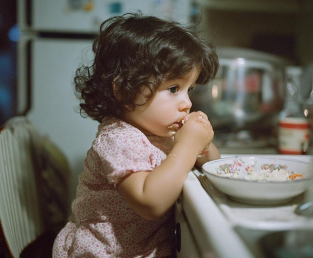 El BLW o Baby Led Weaning es beneficioso para el desarrollo del bebé durante la alimentación complementaria