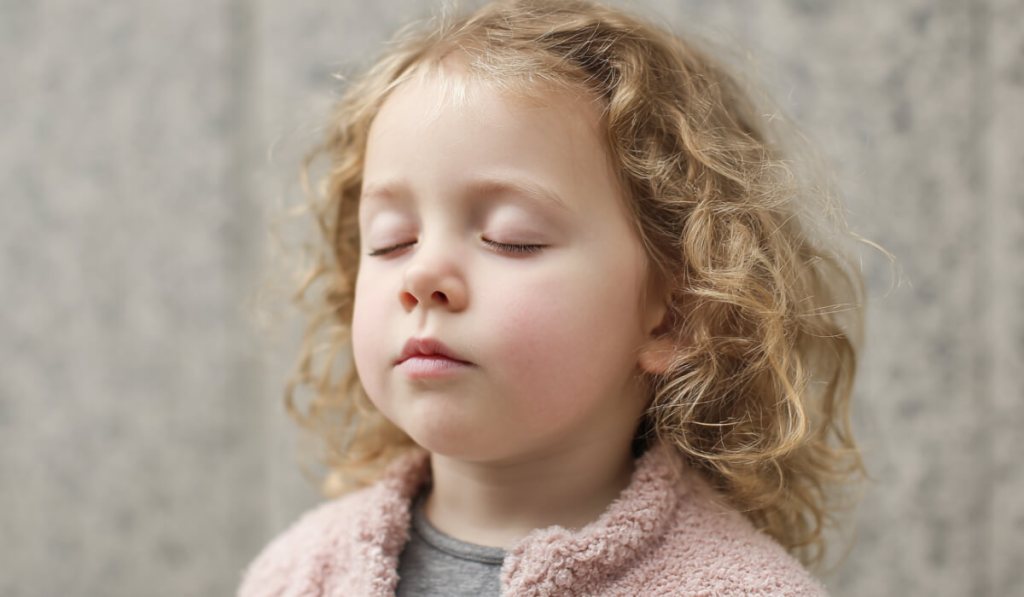 Una enfermera especializada en pediatría te da algunas claves sobre cómo actuar si tu hijo respira por la boca como hábito